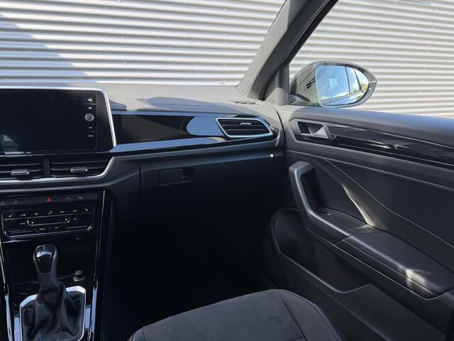 Volkswagen T-Roc 1.5 TSI R-Line Edition |Trekhaak|ACC|Camera|