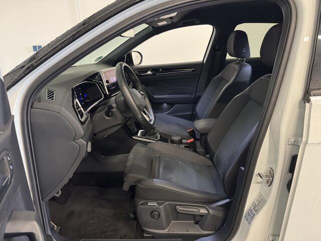 Volkswagen T-Roc TSI 110PK R-LINE BUSINESS CAMERA/MASSAGE/IQ.LIGHT