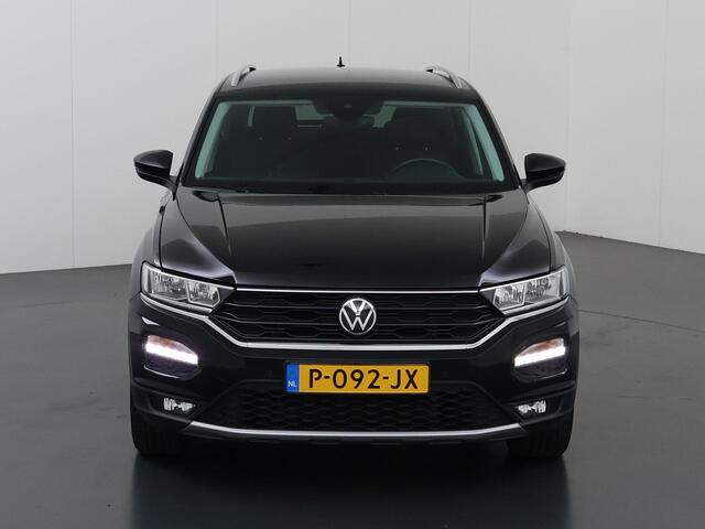 Volkswagen T-Roc 1.5 TSI Style Business Automaat | Adaptieve Cruise Control | Trekhaak | Achteruitrijcamera | Climate Control |