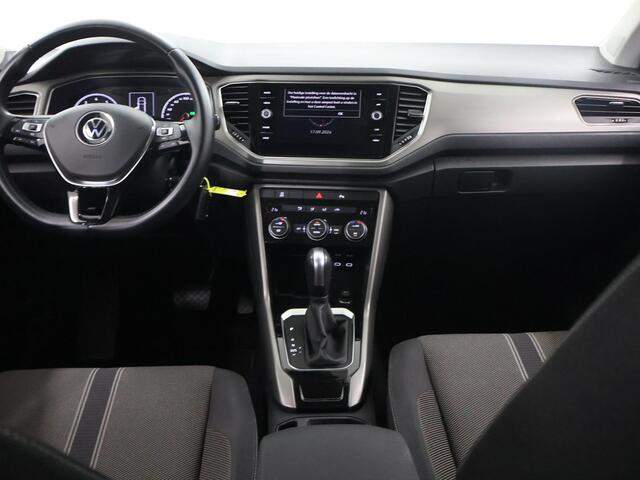 Volkswagen T-Roc 1.5 TSI Style Business Automaat | Adaptieve Cruise Control | Trekhaak | Achteruitrijcamera | Climate Control |