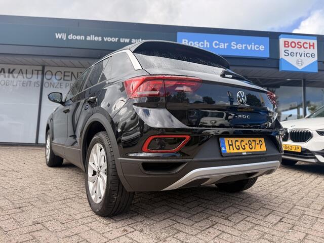 Volkswagen T-Roc 1.5 TSI Life Edition | Camera | Virtual cockpit