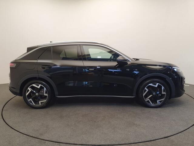Volkswagen T-Roc 1.5 eTSI 150pk DSG/AUT R-Line Wegklapbare trekhaak, Camera
