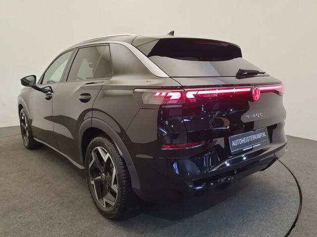Volkswagen T-Roc 1.5 eTSI 150pk DSG/AUT R-Line Wegklapbare trekhaak, Camera