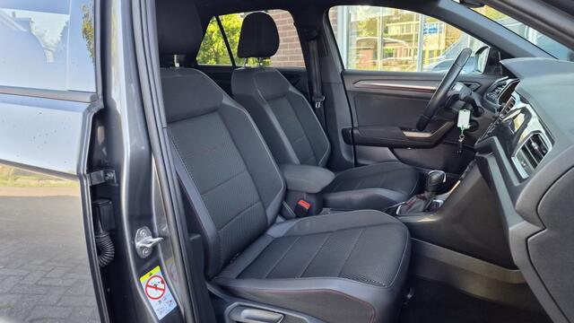 Volkswagen T-Roc 1.5 TSI Sport, Pano, Automaat, BSM, Adpt, Vol!
