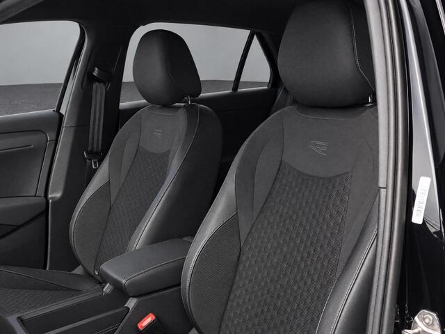 Volkswagen T-Roc 1.5eTSI/150PK R-Line · Navigatie · Camera + Parkeersensoren · Apple/Android Car Play · Garantie t/m 18-12-2027