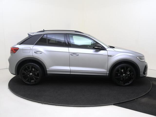 Volkswagen T-Roc 1.5 TSI R-Line Edition | Automaat | R-line | Adaptieve Cruise Control | Navigatie | Climate Control | Parkeer Camera | Parkeersensoren Voor en Achter |