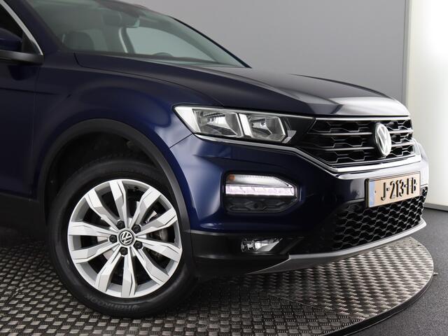 Volkswagen T-Roc 1.0 TSI Style Business (ACC / Carplay / PDC V+A / Climate controle)
