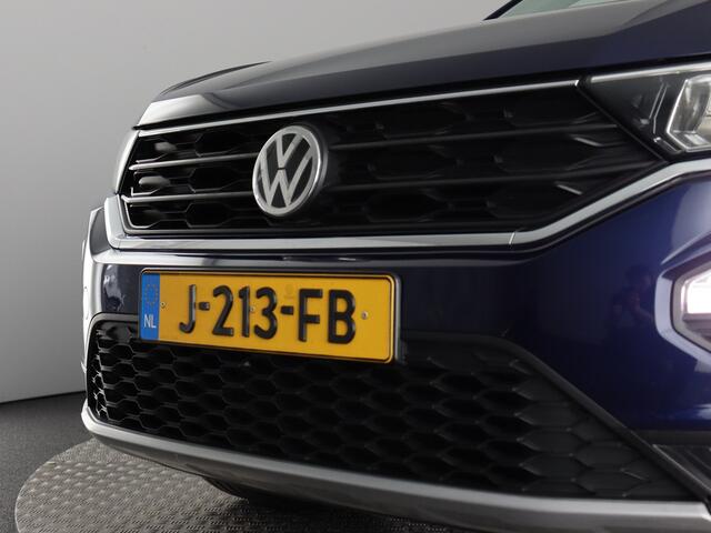 Volkswagen T-Roc 1.0 TSI Style Business (ACC / Carplay / PDC V+A / Climate controle)