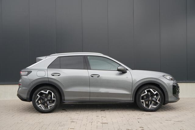 Volkswagen T-Roc 1.5 TSI R-Line Edition 150pk - ACC - Blindspot - Navi - Camera -Stoel/Stuurverwarming - IQ LED - Rijklaar