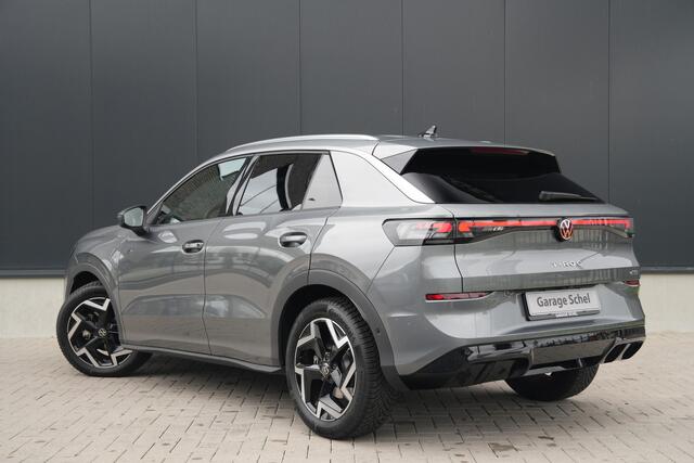 Volkswagen T-Roc 1.5 TSI R-Line Edition 150pk - ACC - Blindspot - Navi - Camera -Stoel/Stuurverwarming - IQ LED - Rijklaar