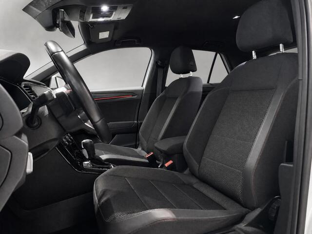 Volkswagen T-Roc 1.5 TSI 150pk DSG Sport · Camera · Trekhaak · Navigatie · Stoelverwarming · 18'' Inch ·