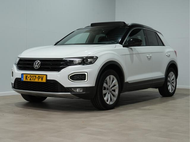 Volkswagen T-Roc 1.5 150pk TSI Sport Panoramadak Navigatie 30