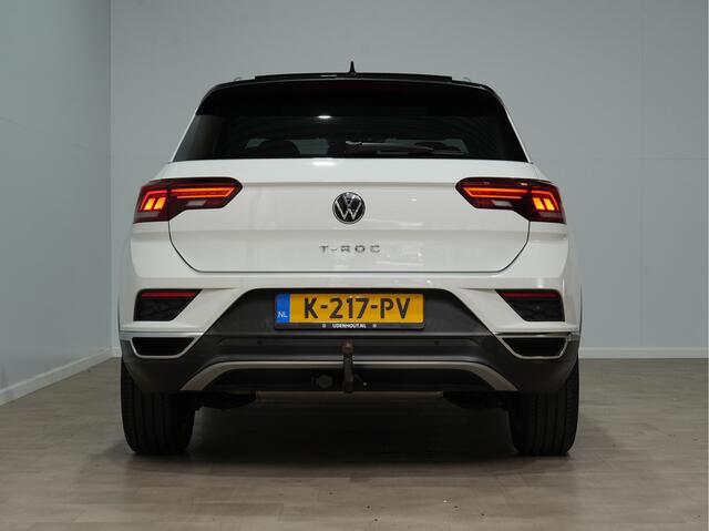 Volkswagen T-Roc 1.5 150pk TSI Sport Panoramadak Navigatie 30