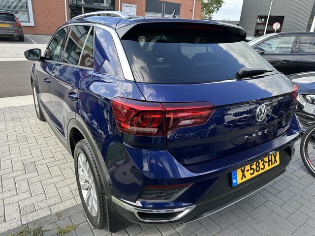 Volkswagen T-Roc 2.0 TSI 4Motion Sp.