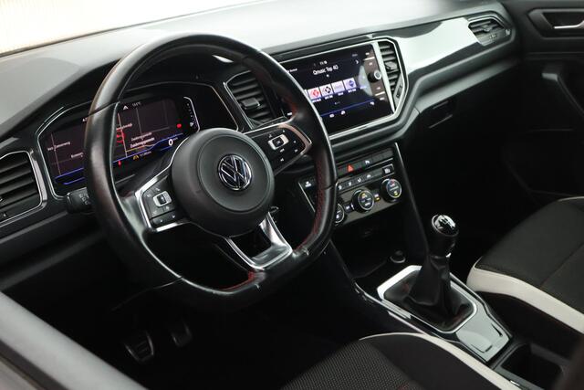 Volkswagen T-Roc 1.0 TSI 116pk Sport Trekhaak LED Navigatie