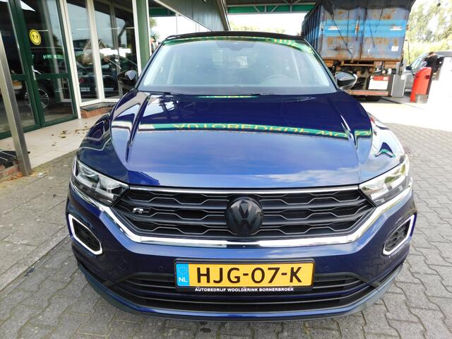 Volkswagen T-Roc 1.5TSI 150PK DSG SPORT!! All-in Prijs! Trekhaak!