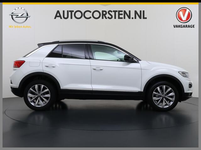 Volkswagen T-Roc 1.5TSI 150PK Sport Adap.Cruise Two Tone lak Navi Camera Stoelverwarming Apple Carplay Android Auto Privacy Glas Led Lmv Isofix Bluetooth Pdc