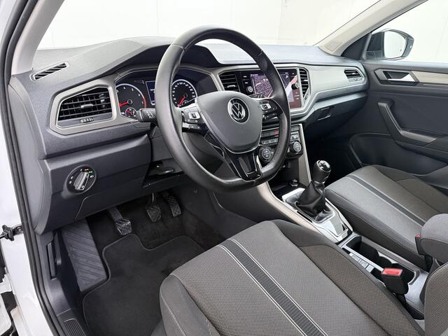 Volkswagen T-Roc 1.5TSI 150PK Sport Adap.Cruise Two Tone lak Navi Camera Stoelverwarming Apple Carplay Android Auto Privacy Glas Led Lmv Isofix Bluetooth Pdc
