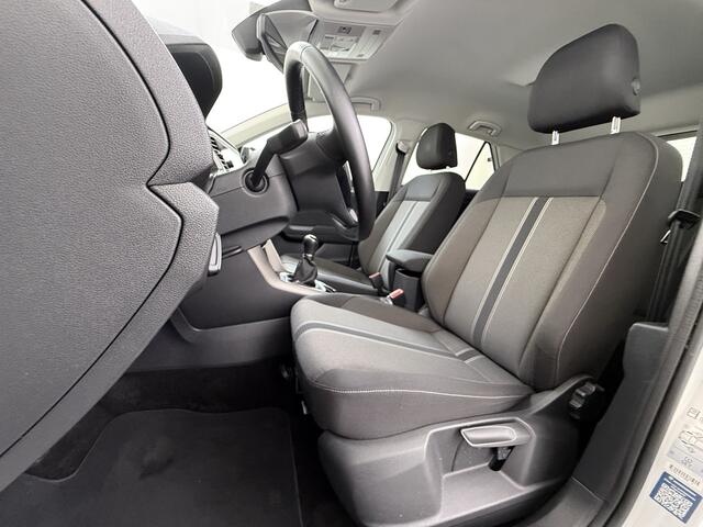 Volkswagen T-Roc 1.5TSI 150PK Sport Adap.Cruise Two Tone lak Navi Camera Stoelverwarming Apple Carplay Android Auto Privacy Glas Led Lmv Isofix Bluetooth Pdc