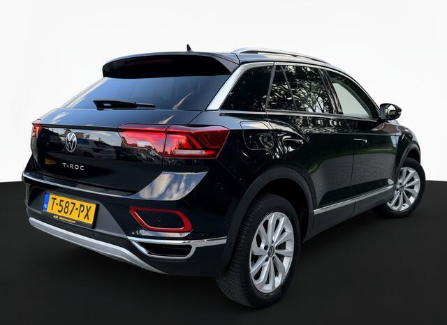 Volkswagen T-Roc 1.5 TSI 150PK DSG STYLE BUSINESS NAVI/IQ.LIGHT/TREKHAAK
