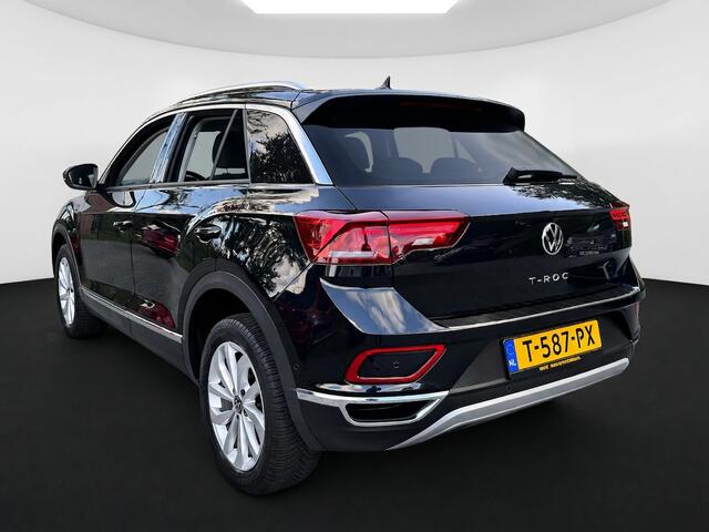 Volkswagen T-Roc 1.5 TSI 150PK DSG STYLE BUSINESS NAVI/IQ.LIGHT/TREKHAAK