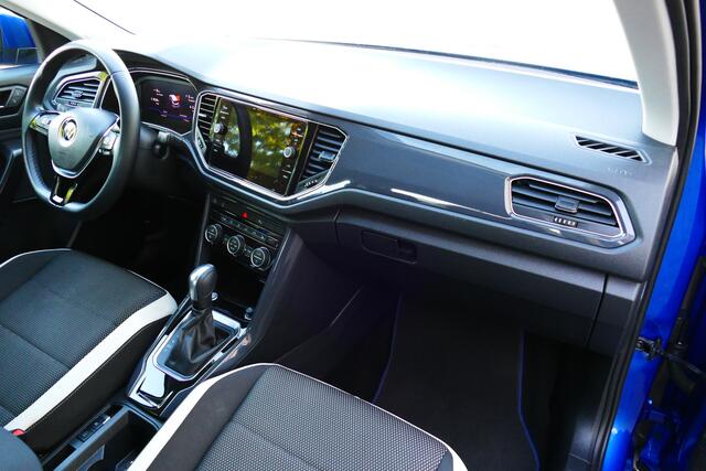 Volkswagen T-Roc 1.5 150pk TSI Sport. Elek Klep, Camera, Stoel&StuurVerw, Virt Cockpit, Clima, Full Led