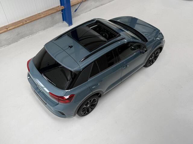 Volkswagen T-Roc 1.5 TSI R-Line Business - PANORAMADAK - AUTOMAAT - BEATS - BLACK PACK - IQ - TREKHAAK
