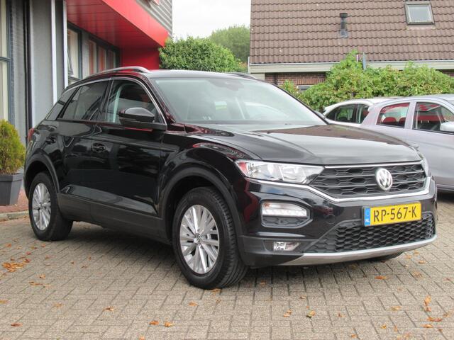 Volkswagen T-Roc 1.0 TSI Style Clima-Airco | Adapt. Cruise control | Bluetooth | Navigatie | Parkeersensoren V+A | 1ste Eigenaar! |