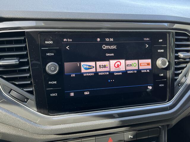 Volkswagen T-Roc 1.5 TSI Sport | ACC | CAM | CARPLAY | CLIMA | LED | PDC V&A | STUUR/STOELVERW. | VIRTUAL COCKPIT