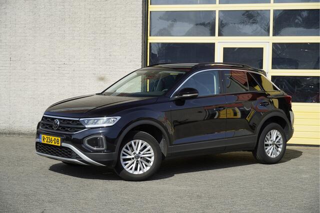Volkswagen T-Roc 1.0 TSI Life BJ2022 Lmv 16" | Led V+A | Pdc | Airco | Cruise control | Extra getint glas | Nw-model!