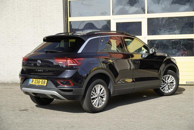 Volkswagen T-Roc 1.0 TSI Life BJ2022 Lmv 16" | Led V+A | Pdc | Airco | Cruise control | Extra getint glas | Nw-model!