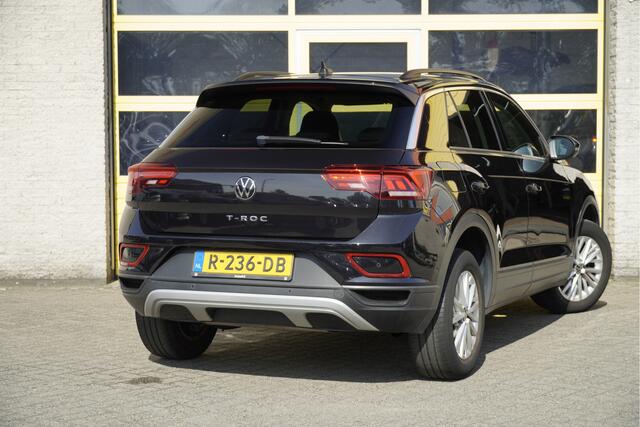 Volkswagen T-Roc 1.0 TSI Life BJ2022 Lmv 16" | Led V+A | Pdc | Airco | Cruise control | Extra getint glas | Nw-model!