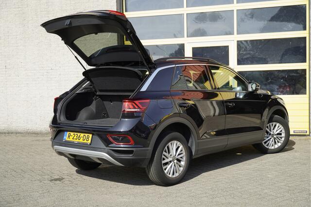 Volkswagen T-Roc 1.0 TSI Life BJ2022 Lmv 16" | Led V+A | Pdc | Airco | Cruise control | Extra getint glas | Nw-model!