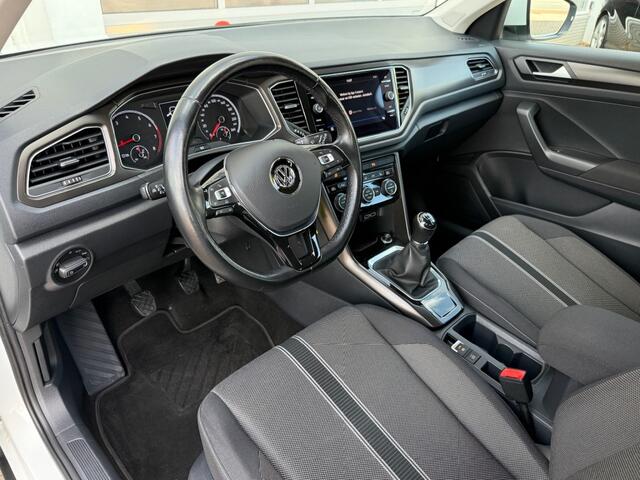 Volkswagen T-Roc 1.5 TSI 150PK Style Carplay ACC Camera Stoel+Stuurverw