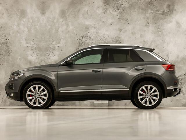 Volkswagen T-Roc 1.5 TSI Sport (APPLE CARPLAY, VIRTUAL DASHBOARD, PANORAMADAK, SPORTSTOELEN, CLIMATE, NIEUWE APK, NIEUWSTAAT)