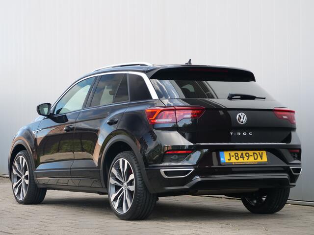 Volkswagen T-Roc 1.5 TSI Sport Business R 150 Pk Automaat Navi / Apple Carplay / Pano-dak / 19 inch / Camera