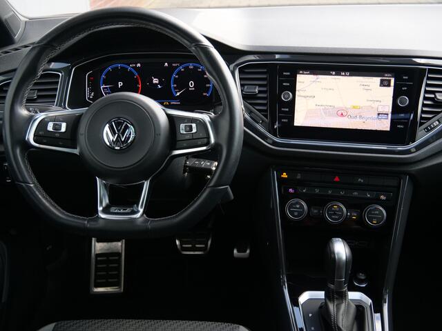 Volkswagen T-Roc 1.5 TSI Sport Business R 150 Pk Automaat Navi / Apple Carplay / Pano-dak / 19 inch / Camera