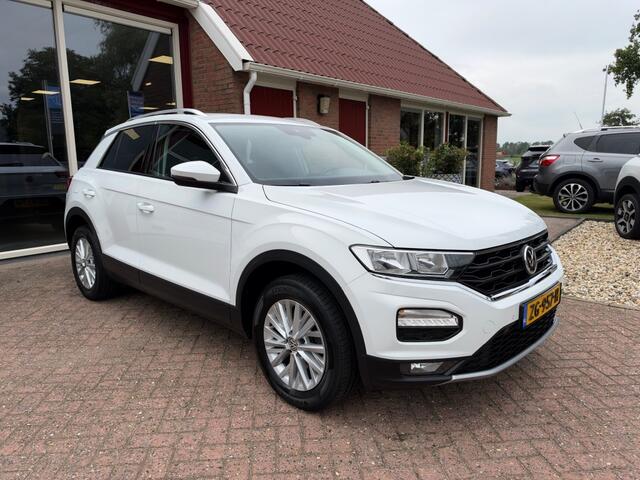Volkswagen T-Roc 1.5 TSI STYLE BUSINESS Orig. NL/Camera/ACC/Navigatie/