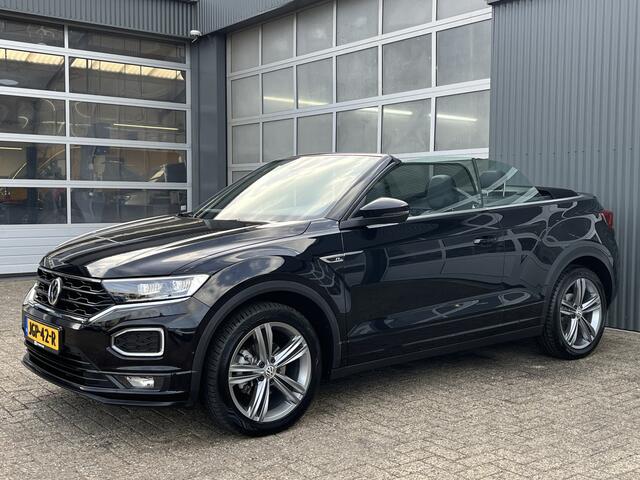 Volkswagen T-Roc Cabrio 1.5 TSI R-Line Virtuele display Apple carplay Airco Cruise controle Stoelverwarming Stuurwielbediening Navigatiesysteem Achterruitrijcamera Parkeersensoren voor en achter