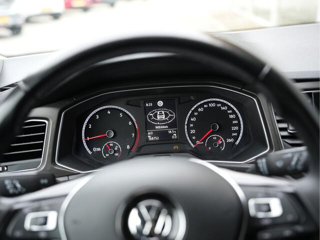 Volkswagen T-Roc 1.5 TSI Style Business