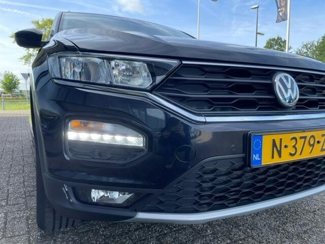 Volkswagen T-Roc 1.0 TSI STYLE BUSINESS APPLE/ANDROID/ADAPTIEF/TREKHAAK