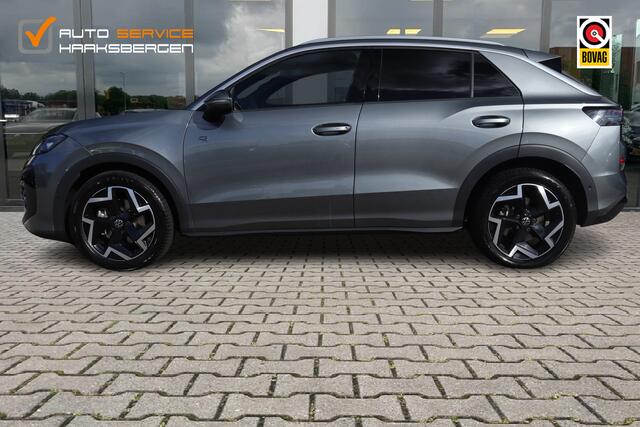 Volkswagen T-Roc 1.5 eTSI R-Line | Camera | ACC | Winter Pakket |