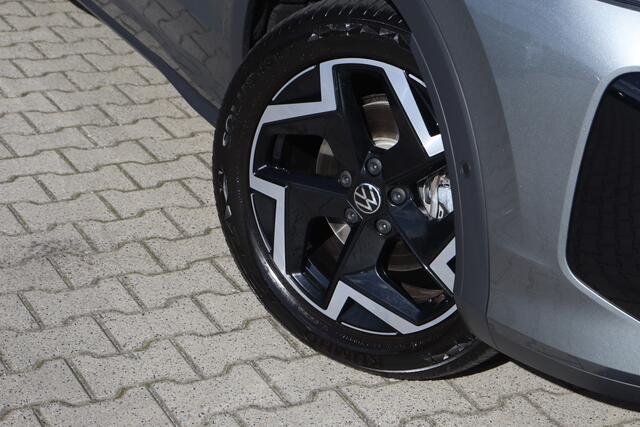 Volkswagen T-Roc 1.5 eTSI R-Line | Camera | ACC | Winter Pakket |