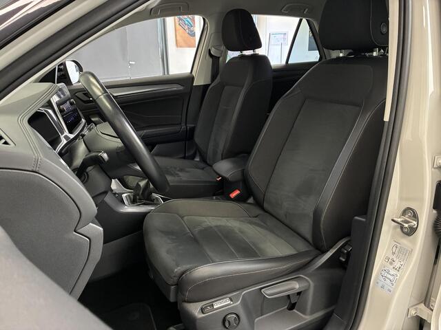 Volkswagen T-Roc 1.0 TSI Style | TREKHAAK | CAMERA | IQ LICHT | HALF-LEDER |