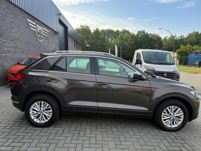 Volkswagen T-Roc 1.5 TSI Style | 1E EIGENAAR | 3/6/12 MND GARANTIE | AUTOMAAT | ACC | NAVI | CARPLAY | DAB | LMV |