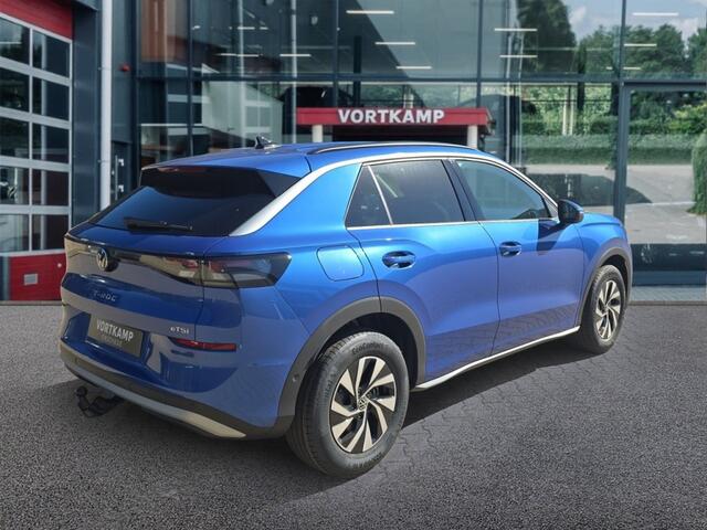 Volkswagen T-Roc 1.5 eTSI LIFE TREKHAAK/CAMERA/ACC/STOEL+STUURVERW