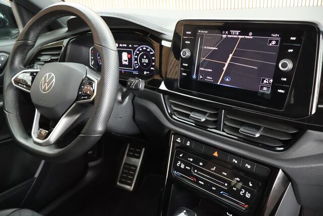 Volkswagen T-Roc 1.5 TSI 150pk DSG R-Line Business Black Style Panoramadak Trekhaak Camera Navigatie Beats Stoelverwarming Keyless