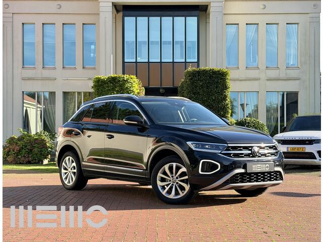 Volkswagen T-Roc 1.5 TSI Style - Massagestoel - IQ Light - Apple Carplay