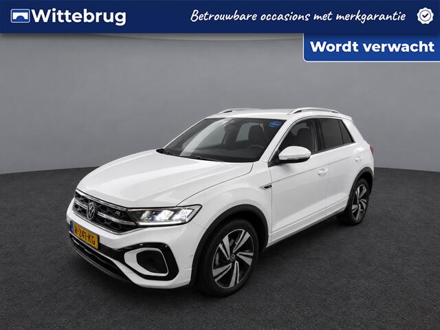 Volkswagen T-Roc 1.0 TSI R-Line / Digitaal dashboard / Navigatie / App connect / Parkeersensoren V+A /