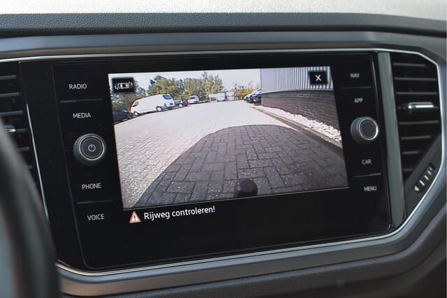 Volkswagen T-Roc Cabrio 1.5 TSI R-Line Stoelverwarming, Adaptive cruise, Camera, Carplay – foto 10